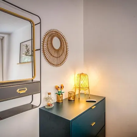 Beautiful Contemporary With Parking Grenoble