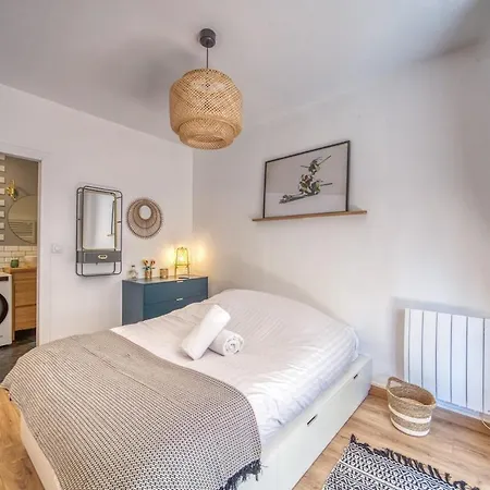 Apartment Beautiful Contemporary With Parking *
